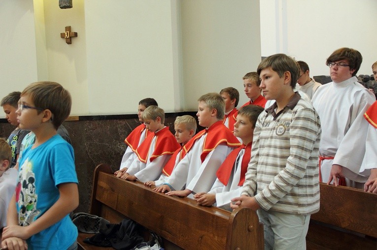 Ministranckie pielgrzymowanie do katedry cz. 2.