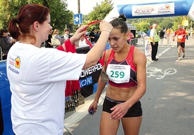 Angelika Stanek w kategorii kobiet triumfowała zarówno w biegu indywidualnym, jak i rodzinnym