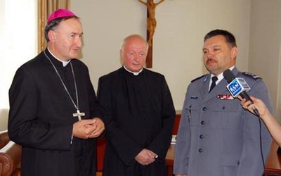 Biskup Jeż podziękował policjantom