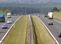 Zderzenie czołowe dwóch autokarów