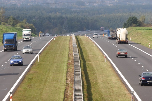 Zderzenie czołowe dwóch autokarów