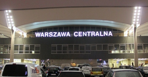 Czy logo jest akurat tym, czego Dworcowi Centralnemu najbardziej potrzeba?