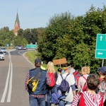 Pielgrzymi w drodze do Gietrzwałdu