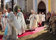  Eucharystia w 150. rocznicę poświęcenia odbyła się przy ołtarzu polowym obok kaplicy