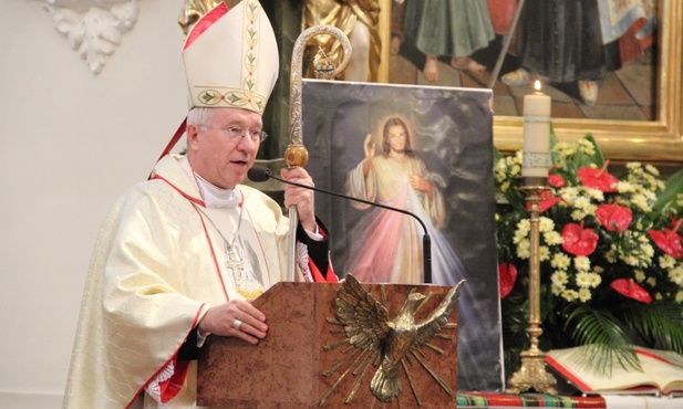 Ordynariusz łowicki bp Andrzej F. Dziuba