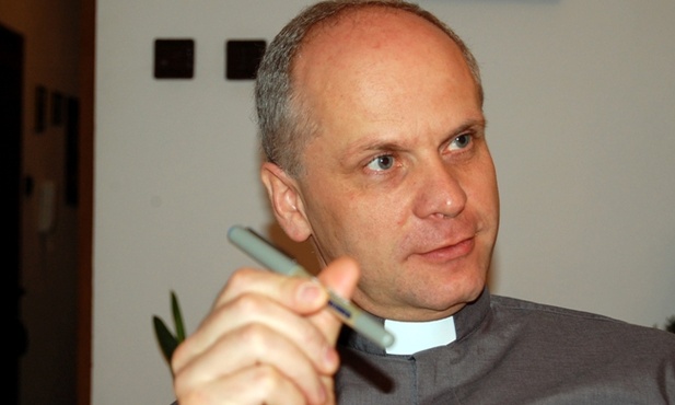 Ks. dr Jarosław Wojtkun jest rektorem w radomskim WSD od 2006 roku, wcześniej był tu prorektorem. Wykłada też teologię moralną