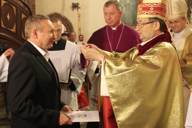 Odznaczenia dla świeckich