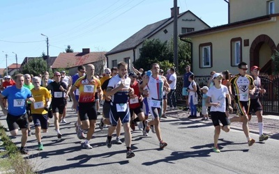 Duathlon makowski spotkał się z dużym zainteresowaniem