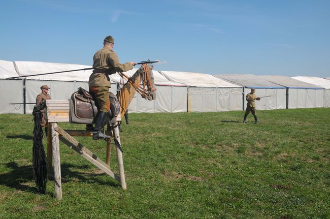 Ułani przed Rewią Kawalerii