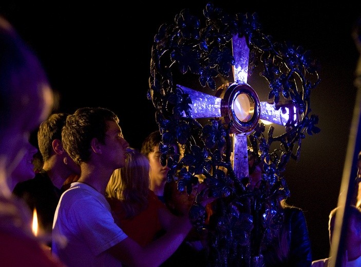 Adoracja w Skrzatuszu