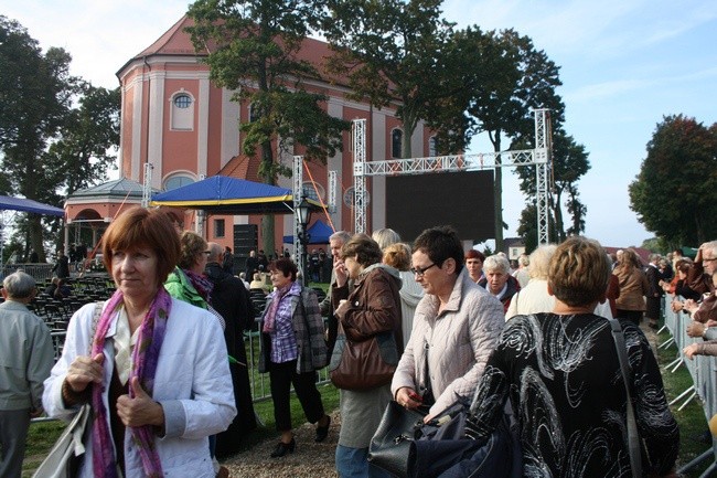 Przybywają do Matki