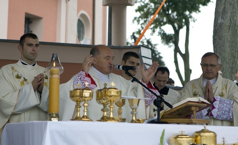 Wielkie święto u Skrzatuskiej Pani cz. 1