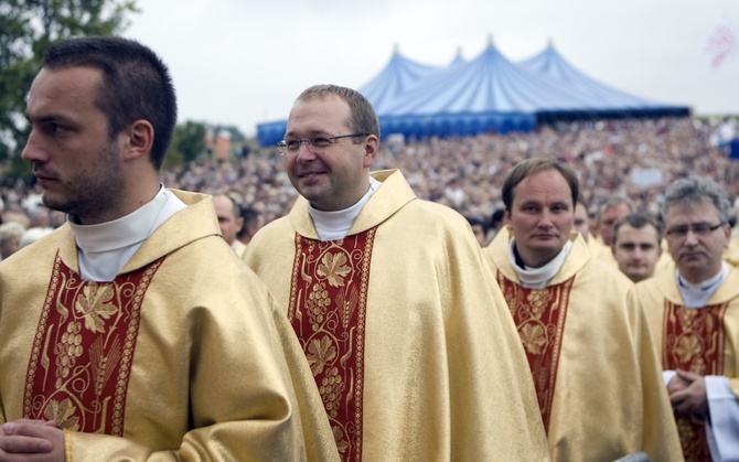 Wielkie święto u Skrzatuskiej Pani cz. 1