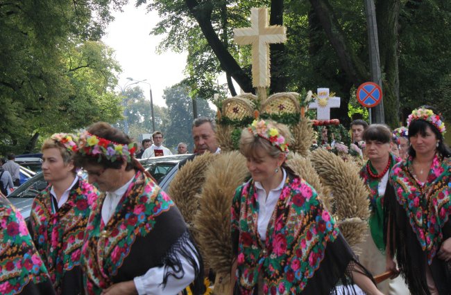 Diecezjalne dożynki w Rudach