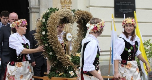 Diecezjalne dożynki w Rudach