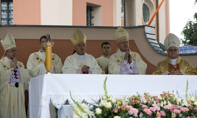 Wielkie święto u Skrzatuskiej Pani cz. 2