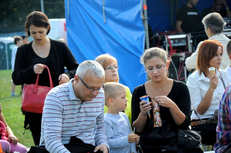 Festyn grupy św. o. Pio w Nowym Sączu.