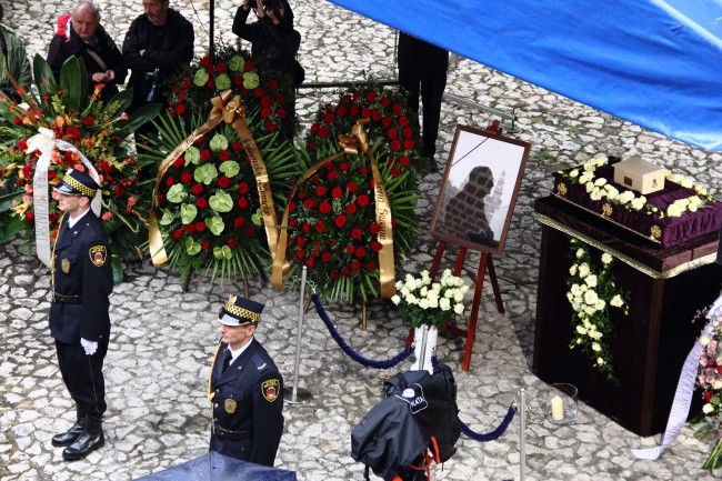 Pogrzeb Sławomira Mrożka - cz. 1