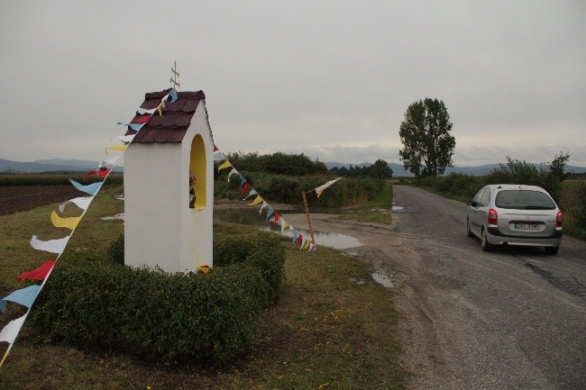 Czuwanie ze św. Charbelem w Ratnowicach