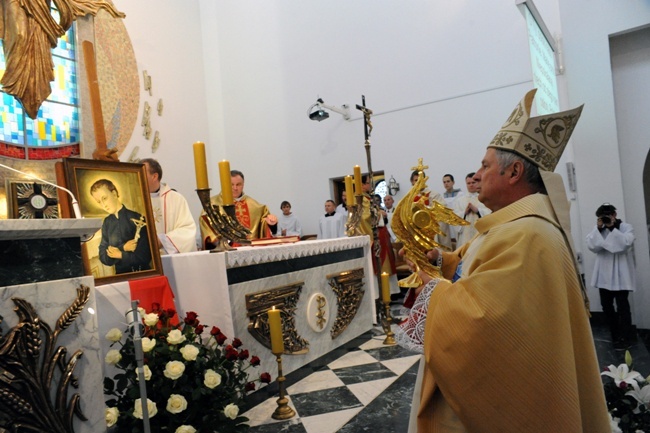 Modlili się i bawili czcząc św. Stanisława Kostkę