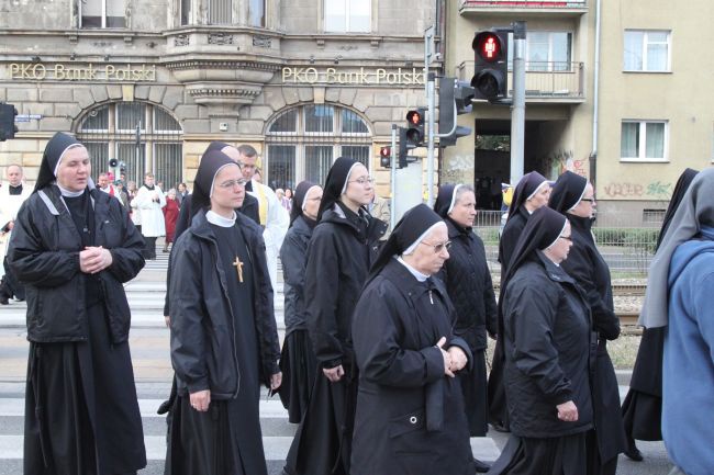 Procesja z relikwiami śś. Stanisława i Doroty