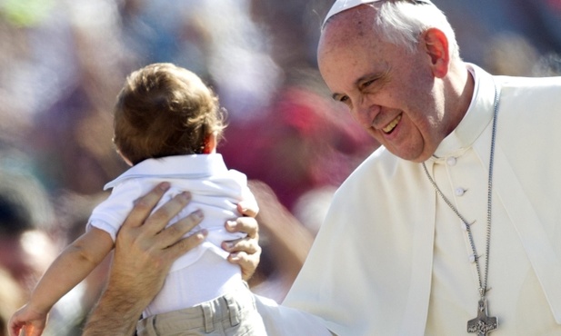 Bergoglio pomagał prześladowanym przez reżim