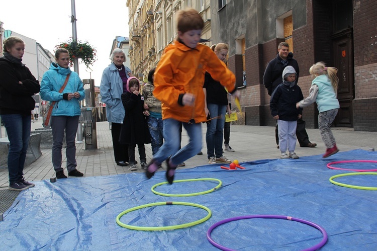 Mariacka Bless Night - "Kids Games" cz.1.