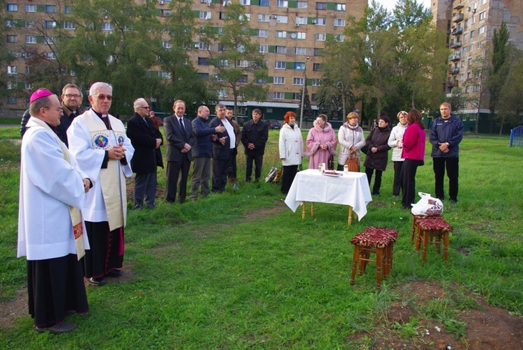 Poświęcenie gruntu pod kaplicę w Trudovskoye