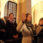 Mariacka Bless Night - modlitwa w kościele