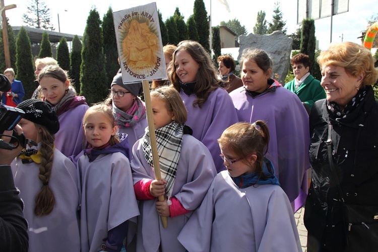 Podwórkowe Koła Różańcowe w Chwałowicach