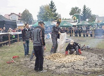  Ponad 1000 kg kartofli upieczono w dzień św. Tekli