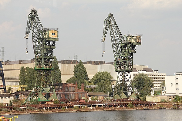  Na terenach po Stoczni Gdańskiej działa wiele spółek, z których tylko część zajmuje się produkcją na potrzeby przemysłu okrętowego