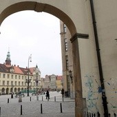 Prawdziwy dżentelmen nigdy nie wstąpi do klubu dżentelmenów