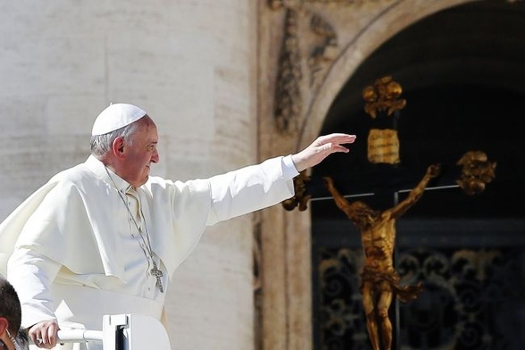 Papież Franciszek rozpoczął wizytę w Asyżu