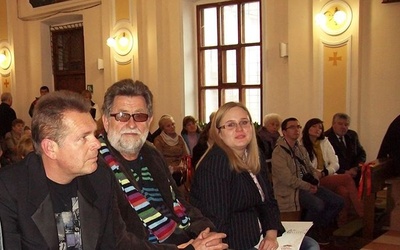 Wolontariusze uczestniczyli we Mszy św. w kościele pw. św. Wacława na Krosznie