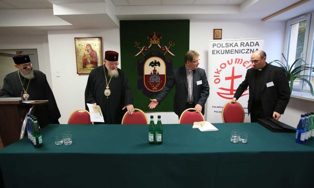 Pojednanie priorytetem, a nie tematem ubocznym