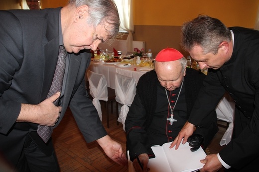 Kard. Marian Jaworski w Wilamowicach