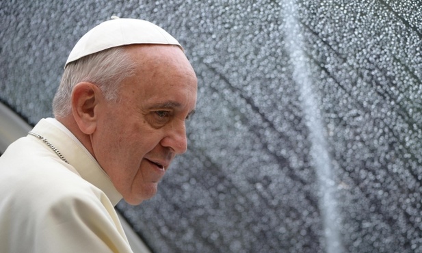 Papież: Pozwólmy płakać naszemu sercu