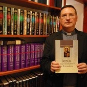 Ksiądz Profesor Mirosław Wróbel - autor przełomowej książki.