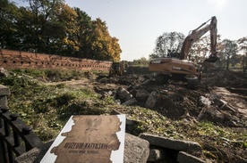 Muzeum Katyńskie rośnie w Cytadeli