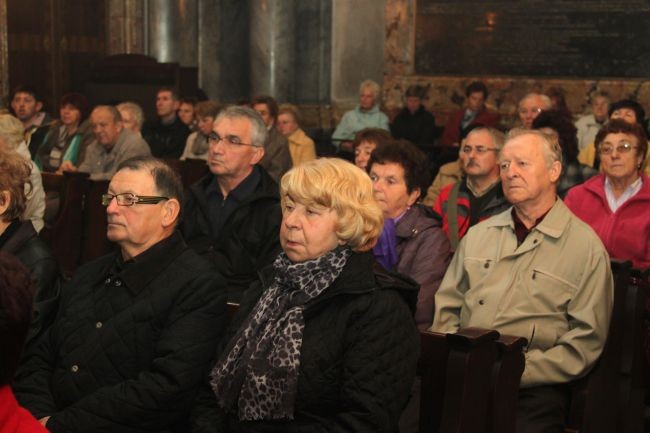 Pielgrzymi z Piekar Śl. we Wrocławiu