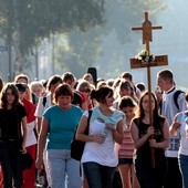 Bóg zawierza człowieka kobiecie 