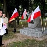 Pomnik ofiar zbrodni katyńskiej w Damienicach