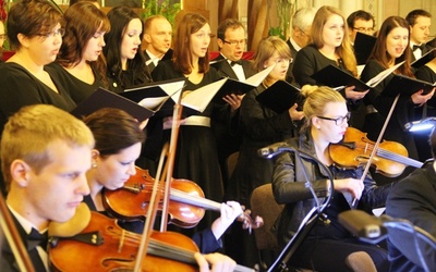 W czasie Mszy św. inaugurującej TKCh obecni wysłuchali liturgicznego wykonania Mszy G-dur Franciszka Schuberta
