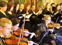 W czasie Mszy św. inaugurującej TKCh obecni wysłuchali liturgicznego wykonania Mszy G-dur Franciszka Schuberta