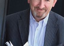 Krzysztof Kuczkowski od samego początku jest redaktorem naczelnym „Toposu”