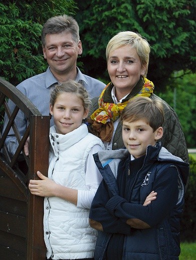 Maria Skowron,mama Marty i Marka, żona Adama 