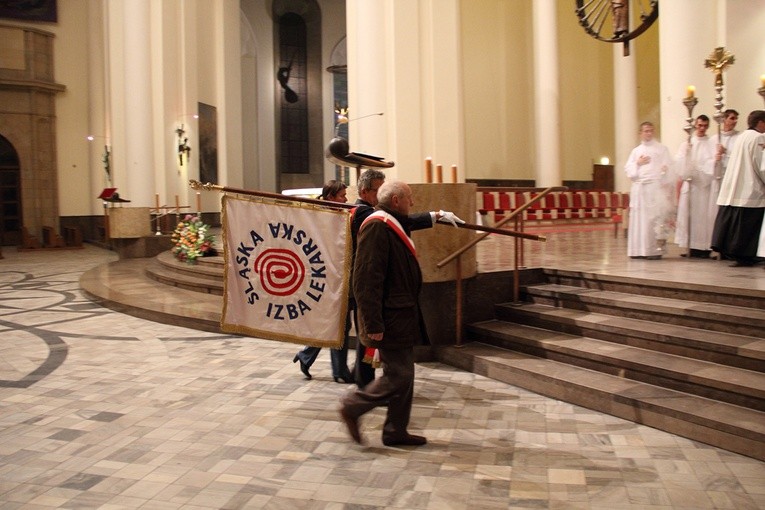 Służba zdrowia w katedrze