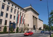 Naukowiec krytykował manifestacje proaborcyjne. Rektor AGH zrezygnował z jego ukarania