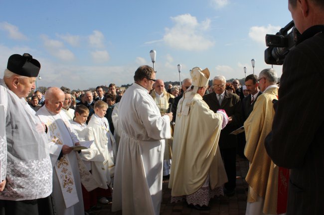 Konsekracja kościoła w Dyrdach